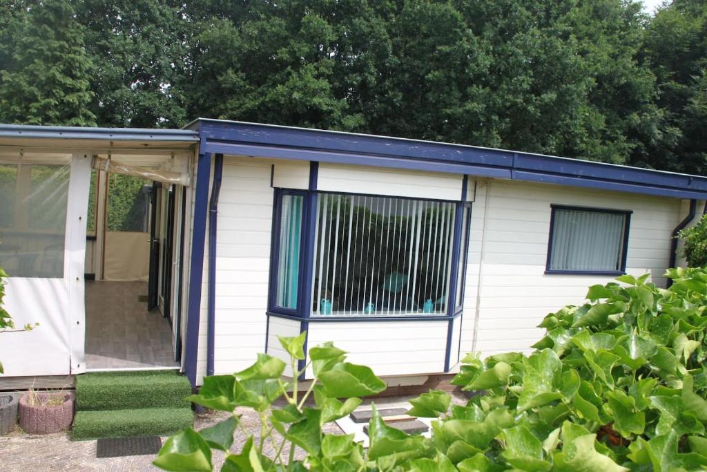 Modern en compleet chalet room 2