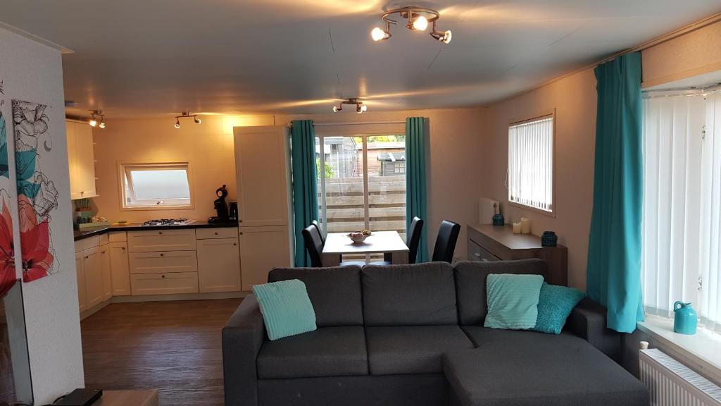 Modern en compleet chalet room 6